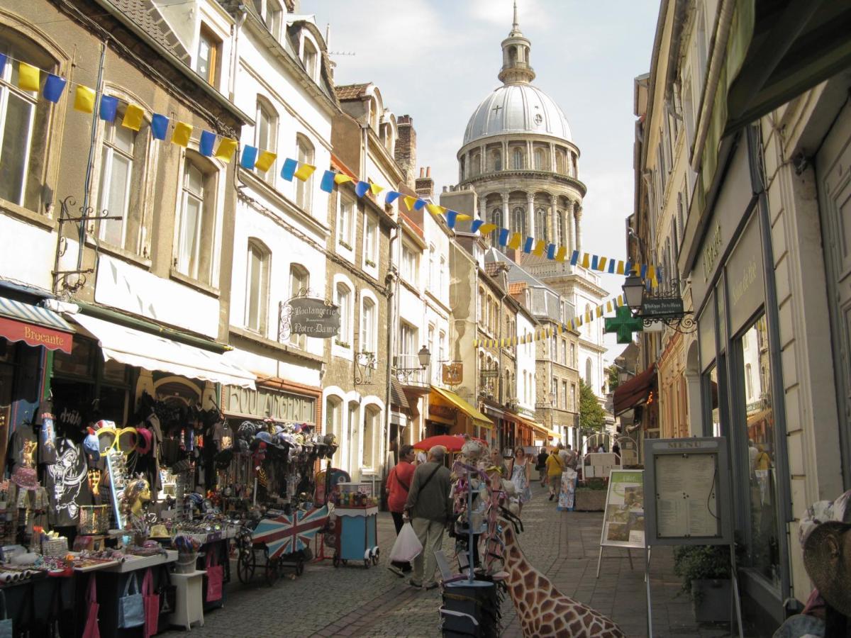 Apartamento Au Jardin De La Basilique Boulogne-sur-Mer Exterior foto